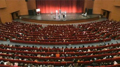 9 Gün Süren Tiyatro Festivaliyle 13 Bin Sanatseveri Ağırladı