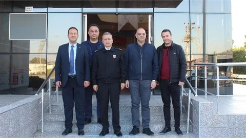 İl Jandarma Komutanı Tuğgeneral Ercan Atasoy, Tarsus Ticaret Borsası Yönetim Kurulu’na İade-i Ziyarette Bulundu