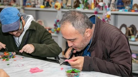 Özel Bireyler ve Aileleri Büyükşehir’den Çok Memnun