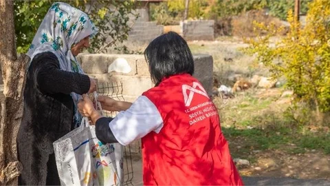Büyükşehir’in ‘Un Katkısı Projesi’ Mersinlilerin Yüzünü Güldürüyor