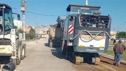 Tarsus’ta Yollar Yenileniyor