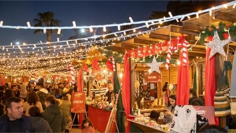 Yeni Yıl Hediyeleri Büyükşehir’in Yılbaşı Pazarı’ndan