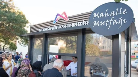 2 Milyondan Fazla Mersinli Mahalle Mutfakları İle Doydu