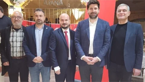 CHP'den Tarsus Belediyesi Meclis Üyesi A. Adayı Selami Canatan Birlik ve Beraberlik Yemeği Düzenledi