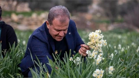 Seçer: “Ne Kadar Çok Hizmet, O Kadar Çok Refah Ve Mutluluk”