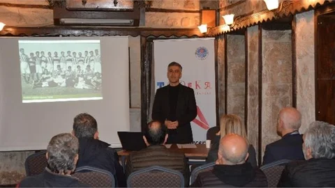 Tarsus’a Değer Katanlar Kurulu’nda Söyleşi