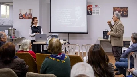 Yaş Almış Vatandaşlar, Büyükşehir’le Aktif Ve Sosyal Kalıyor