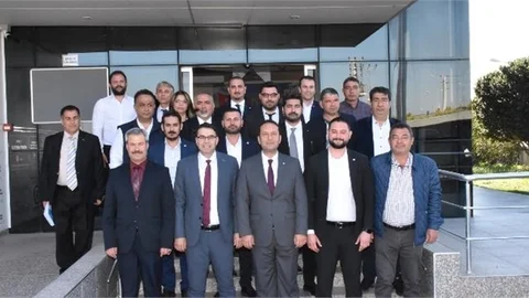 İYİ Parti Tarsus Adayı Seven’den Borsa’ya Ziyaret