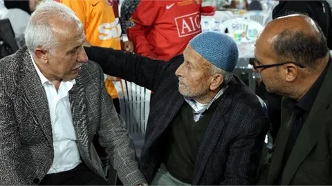 Başkan Gültak; “Geçmişte İstenmeyen Olayların Yaşandığı Mahallerde Bugün Kardeşlik Sofrasında Buluşuyoruz”