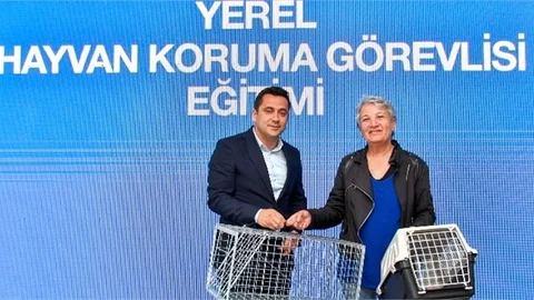 Büyükşehir, Patili Dostların Daha Güvende Ve Mutlu Olması İçin Gönnüllülerle El Ele