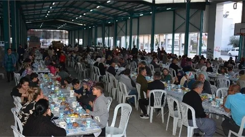 Tarsus Yarbay Şemsettin Mahallesi İftarda Buluştu