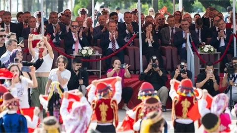 Seçer: “Millet İradesi Her Zaman Ülke Yönetiminde Hâkim Olsun”