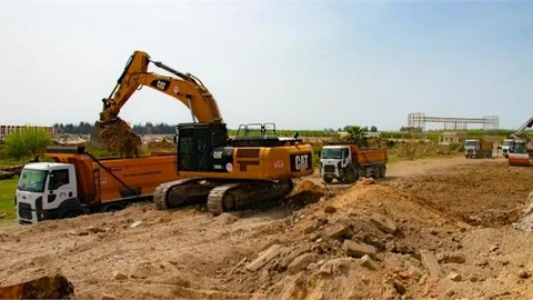 Büyükşehir, Lojistik Merkezi’nin Yol Çalışmalarını Başlattı