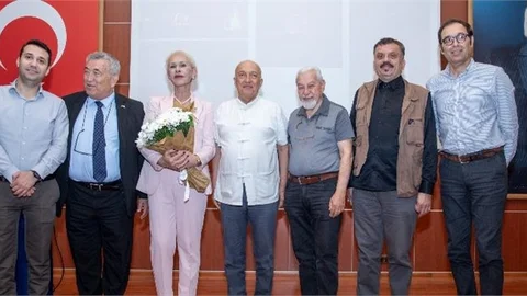 Geçmişe Işık Tutan Söyleşi Beğeni Topladı