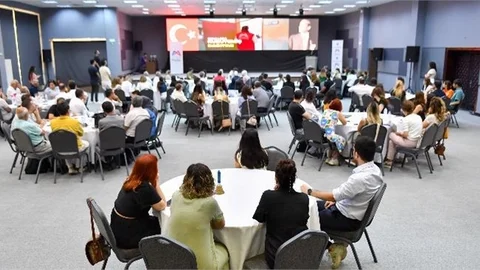Mersin Büyükşehir ‘Sosyal Politikalar Çalıştayı’ Gerçekleşti