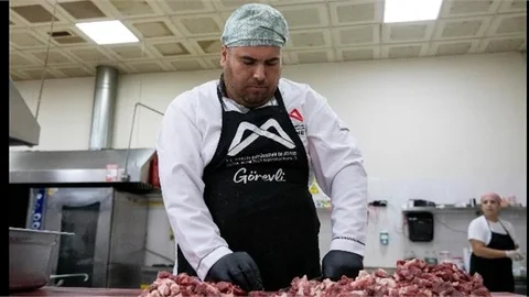 Kurban Bağışları Aşhane’de Pişiyor Vatandaşın Sofrasına Ulaşıyor