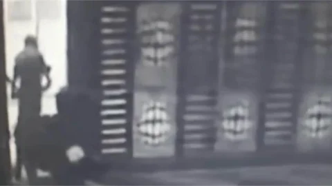 TARSUS'TA MOTORSİKLET HIRSIZI KAMERAYA YAKALANDI