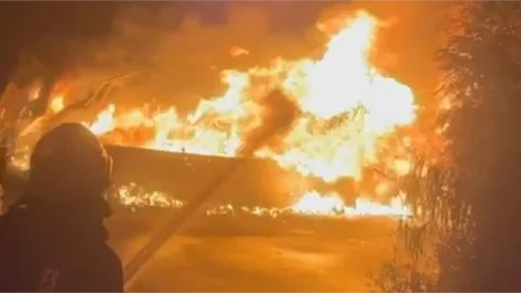 Gece Saatlerinde Fabrika Yangını