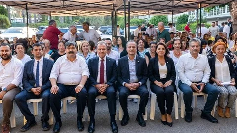 BAŞKAN SEÇER, CHP AİLESİYLE ZAFER BAYRAMI’NI KUTLADI