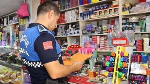 TOROSLAR ZABITASINDAN, YENİ EĞİTİM ÖĞRETİM YILI ÖNCESİ KIRTASİYELERE SIKI DENETİM