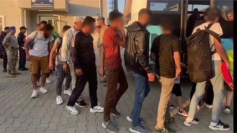 Mersin'de Jandarmadan Göçmen Kaçakçılığı Operasyonu