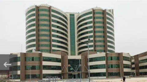 Tarsus Devlet Hastanesi’nde Kantin Eksikliği Tepki Çekiyor