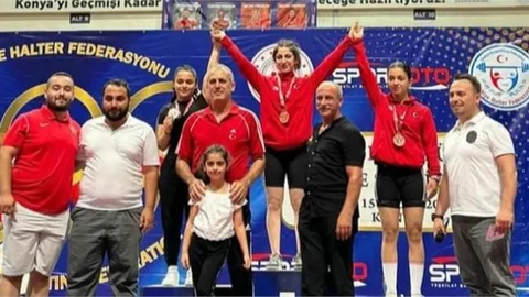 TARSUSLU HALTECİLER, KONYA'DA YAPILAN ŞAMPİYONADAN 6 KUPA İLE DÖNDÜ