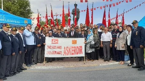 TARSUS'TA GAZİLER GÜNÜ KUTLANDI