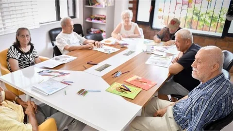 ALZHEIMER HASTALARI, HAYATA BÜYÜKŞEHİR’LE GÜLÜMSÜYOR