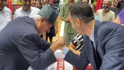 GAZİLER GÜNÜ KAHRAMANLAR SAHADA, VATAN ONLARLA SPOR ETKİNLİKLERİ YAPILDI