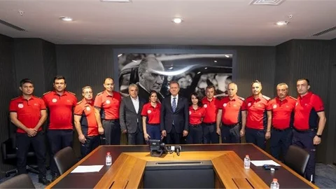 İTFAİYE HAFTASI’NDA İTFAİYE PERSONELİNDEN BAŞKAN SEÇER’E ZİYARET