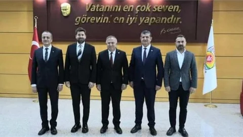 CUMHURİYET HALK PARTİSİ GENEL BAŞKAN YARDIMCISI ZEYBEK, BAŞKAN BOLTAÇ'I ZİYARET ETTİ
