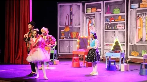 ŞEHİR TİYATROSU ‘PERDE’ DİYECEK