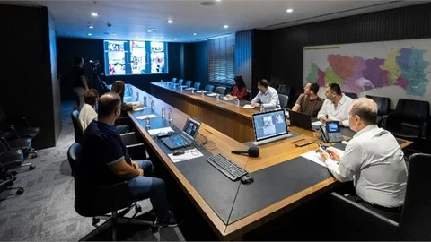 BAŞKAN SEÇER, İTFAİYE TEŞKİLATI’NIN “AFET İZLEME VE YÖNETİM SİSTEMİ TATBİKATI”NI İZLEDİ