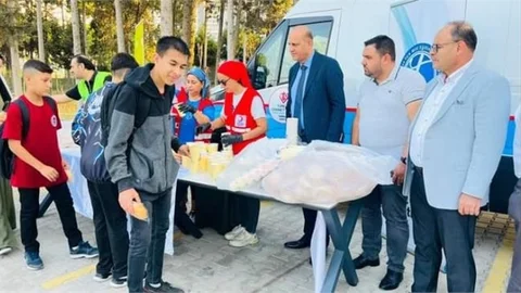 Tarsus'ta "Devletin Eli, Sofranın Bereketi” Lise Öğrencilerine Çorba İkamı