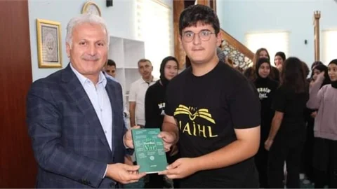 MERSİN'DE CAMİ, YAZAR BULUŞMASI