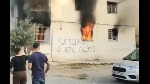 MERSİN'DE KENDİ EVİNİ YAKTI İDDİASI
