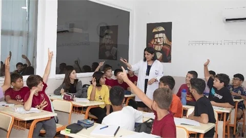 BÜYÜKŞEHİR KURS MERKEZLERİ ÖĞRENCİLERİ GELECEĞE HAZIRLIYOR