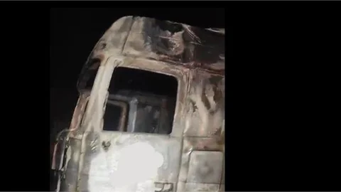 Tarsus'ta otoyolda bir tır yangını daha