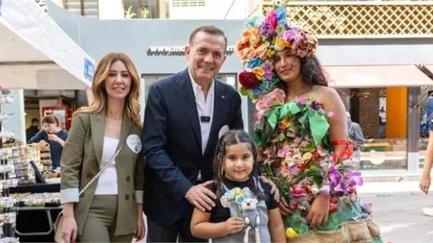 Mersinliler Kushimoto Sokak Sanatçıları Festivali’ne akın etti