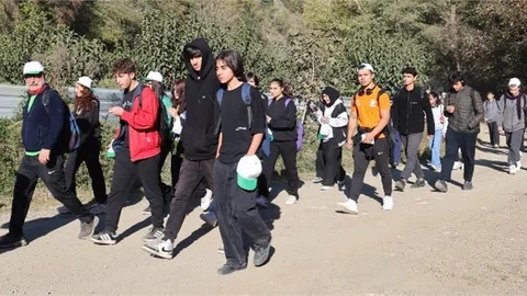 TOROSLAR’DA GENÇLER DOĞADA BULUŞTU