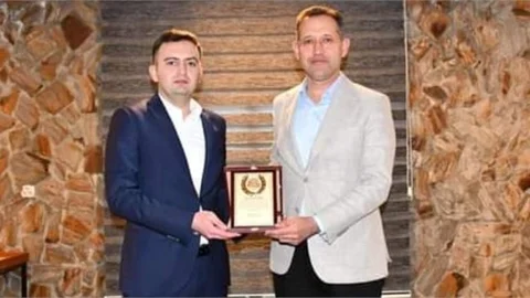 TAYİNİ ÇIKAN ÇAMLIYAYLA KAYMAKAMI YILMAZ'A VEDA YEMEĞİ DÜZENLENDİ