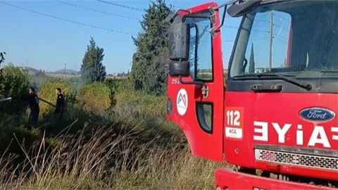 Mersin Büyükşehir itfaiye ekipleri Tarsus'ta bir günde çok sayıda yangına müdahale etti