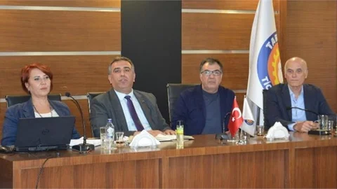 “3. ULUSLARARASI TARSUS FESTİVALİ” ÖNCESİNDE ESNAFLARLA TOPLANTI YAPILDI