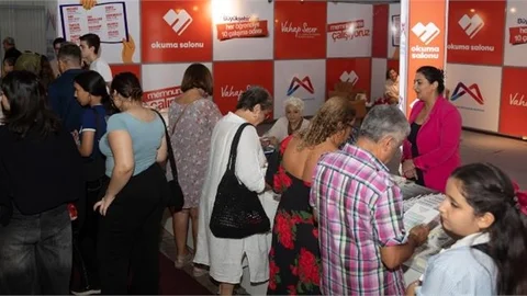 9. MERSİN CNR KİTAP FUARI’NDA BÜYÜKŞEHİR RÜZGARI ESTİ