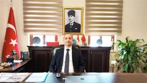 TARSUS KAYMAKAMI MEHMET ALİ AKYÜZ, 29 EKİM CUMHURİYET BAYRAMI MESAJI YAYINLADI