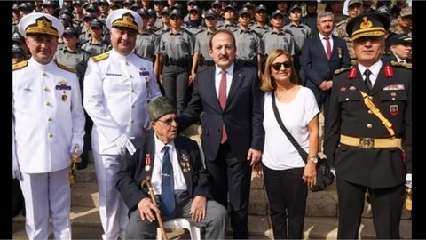 CUMHURİYETİMİZİN 101. YIL DÖNÜMÜ MERSİN’DE COŞKUYLA KUTLANDI