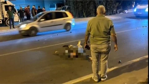 MERSİN'DE MOTORSİKLET KAZASI:1 KİŞİ AĞIR YARALANDI