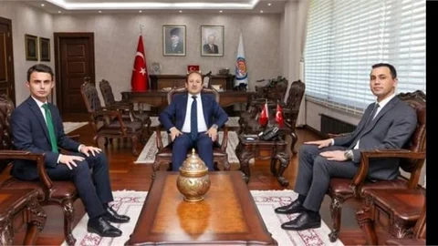 VALİ PEHLİ AN, ÇAMLIYAYLA VE AYDINCIK KAYMAKAMLARINI KABUL ETTI