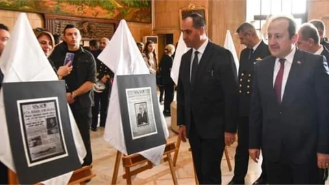 VALİ PEHLİVAN, 10 KASIM GAZİ MUSTAFA KEMAL ATATÜRK’Ü ANMA PROGRAMI İÇİN HAZIRLANAN SERGİYİ GEZDİ